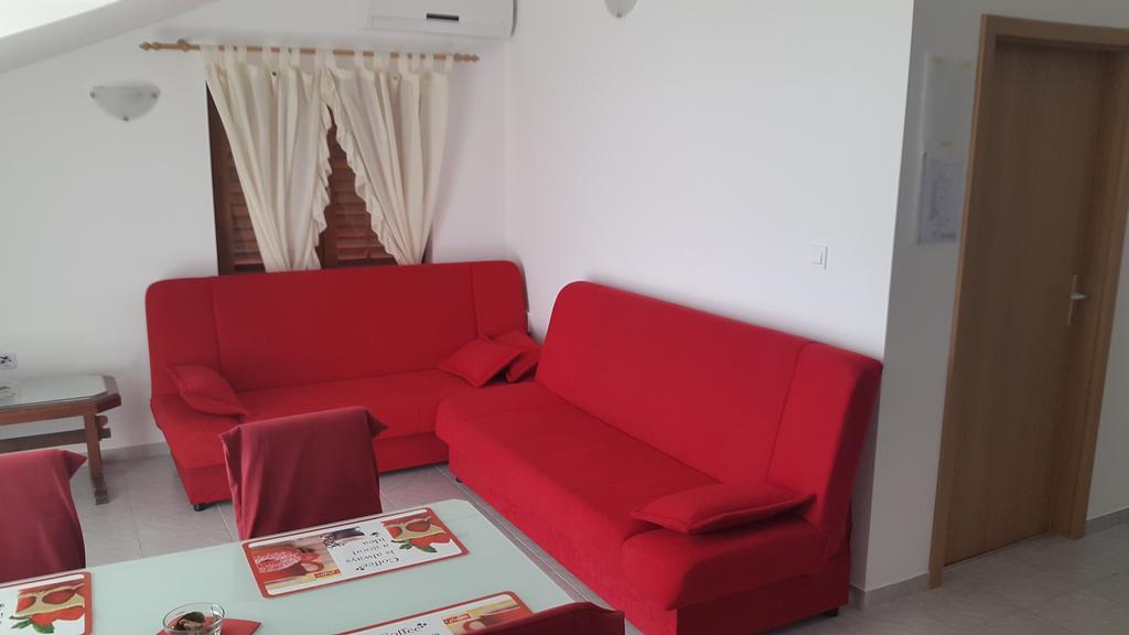 Apartments Vrvilo Rogoznica  Buitenkant foto